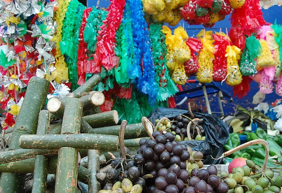 Cruz-El-Salvador-Avanza