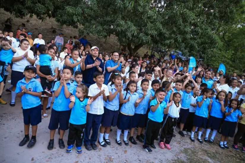 a6bf1285-9b37-40dc-9e2e-d6a599527ab4