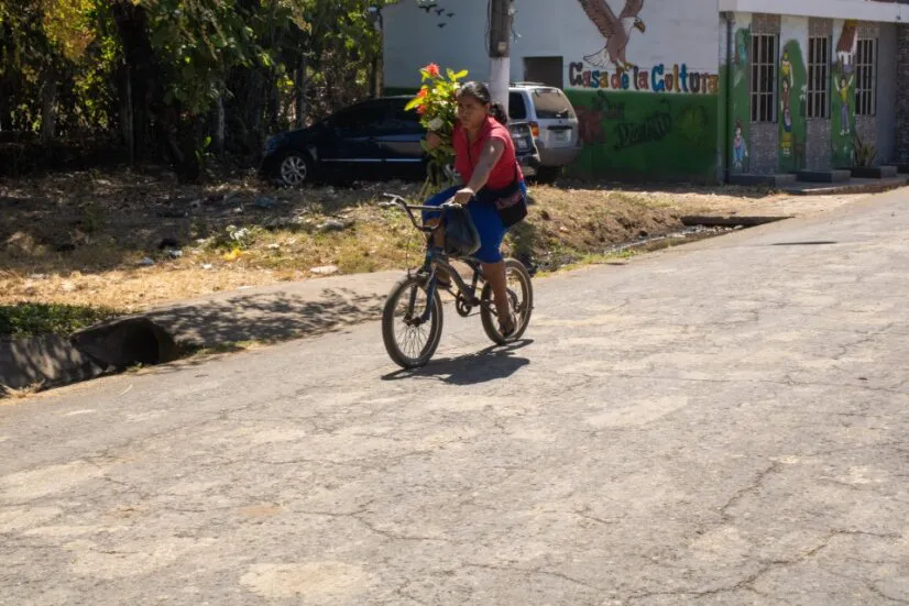 f109ee92-52b2-412e-b903-ed4ba3de4f61