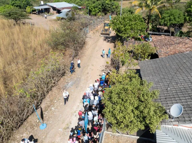 ae643968-7192-4ffa-9b7a-0c4e26c51541