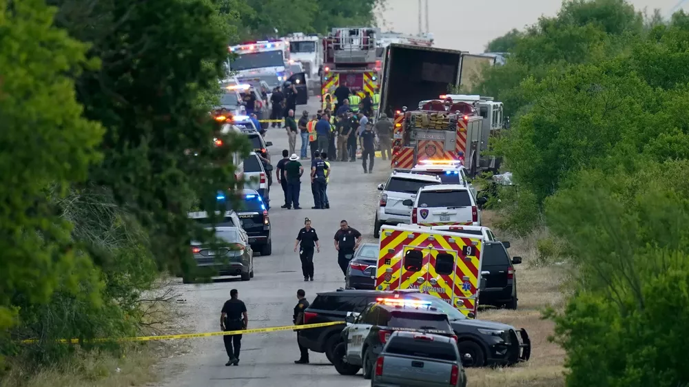 hallan-46-inmigrantes-muertos-asfixiados-camion-texas_98