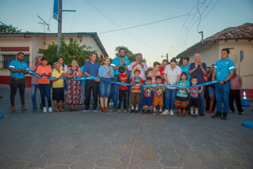 c9a80205-625b-4fdc-926f-7197d3699631