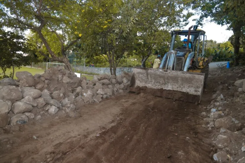 2d077333-48a4-4136-9324-7a40bcaef4b1