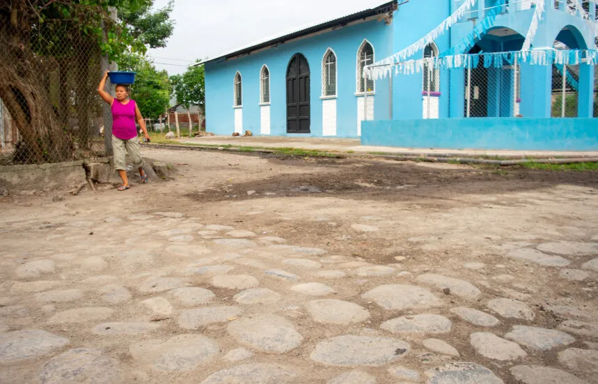 23ddab4b-0660-4e44-afb3-672912ef7077